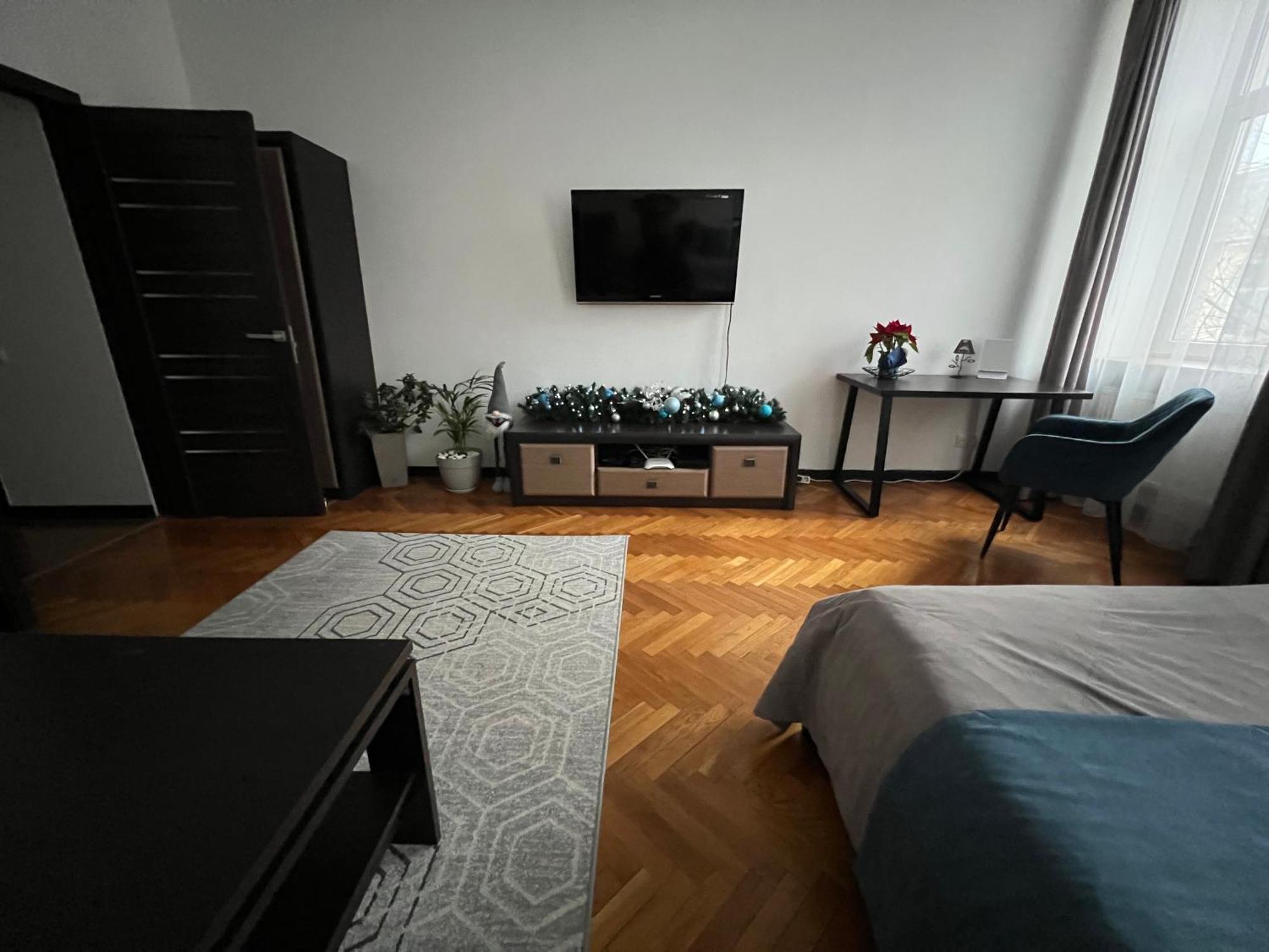 Wonderful Apartment Near The Old City Lviv Exterior photo